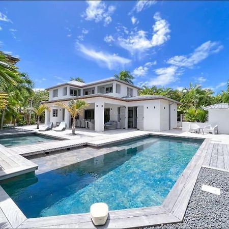 Villa Manzana : Neuve 4Ch 4Sdb 2 Piscines - Luxe Saint-Francois  Exterior foto