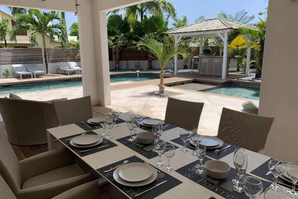 Villa Manzana : Neuve 4Ch 4Sdb 2 Piscines - Luxe Saint-Francois  Exterior foto